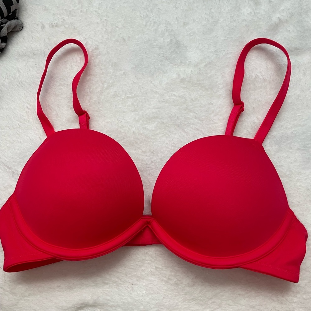 PINK Bombshell Bra